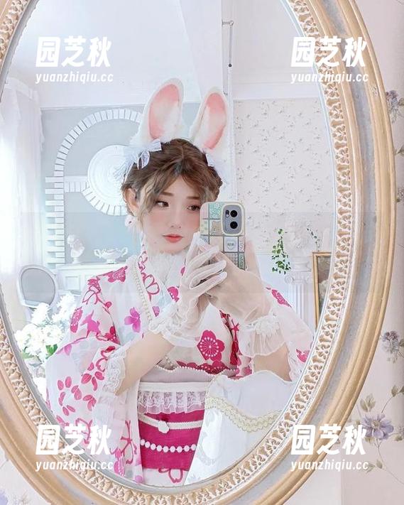 惊艳四座！Messie Huang最新泳装套图，完美呈现出不一样的自信魅力.txt